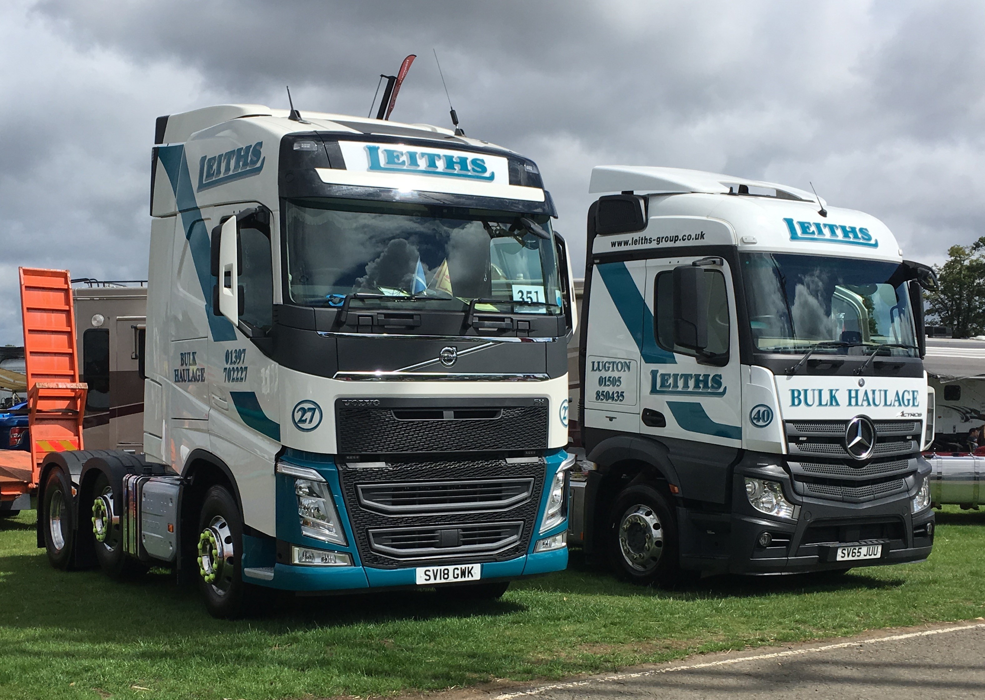 Volvo FH500 and Mercedes Actross 2442